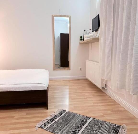 اتاق استاندارد, Hanul Lui Ionut 2