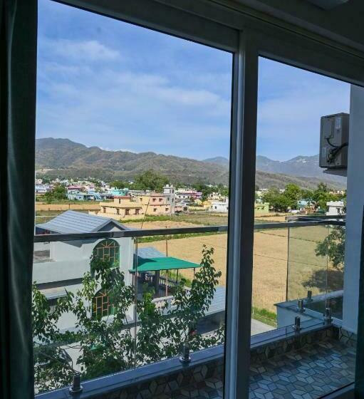 اتاق لوکس, 7 Heaven