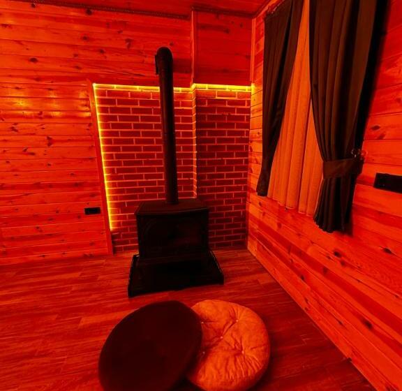 带河湖景观的套房, Ria Süit Otel Bungalov