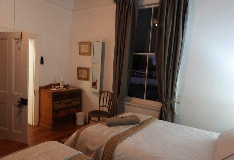 スタンダードルーム, Farm Secretaris