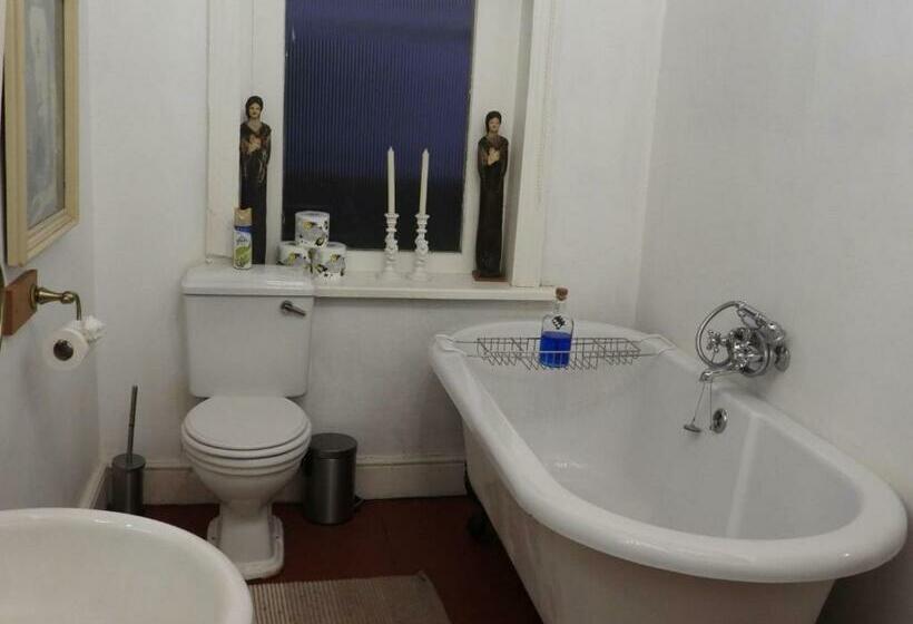 クラシックルーム, Farm Secretaris