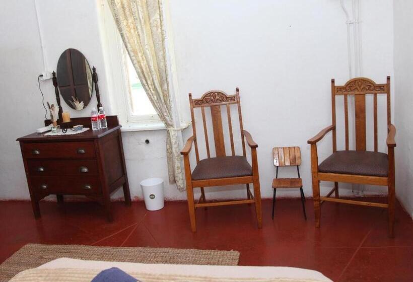 ファミリールーム, Farm Secretaris