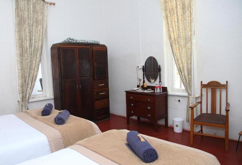 ファミリールーム, Farm Secretaris