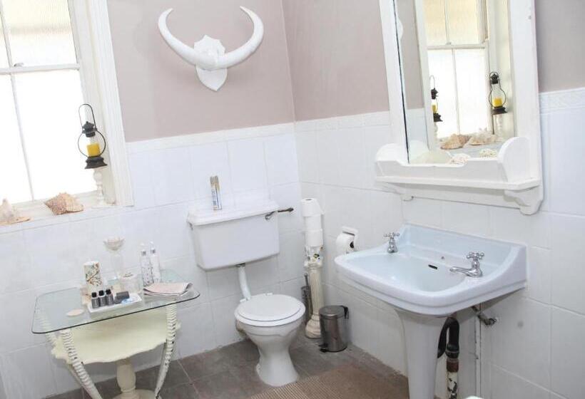 スタンダードルーム, Farm Secretaris