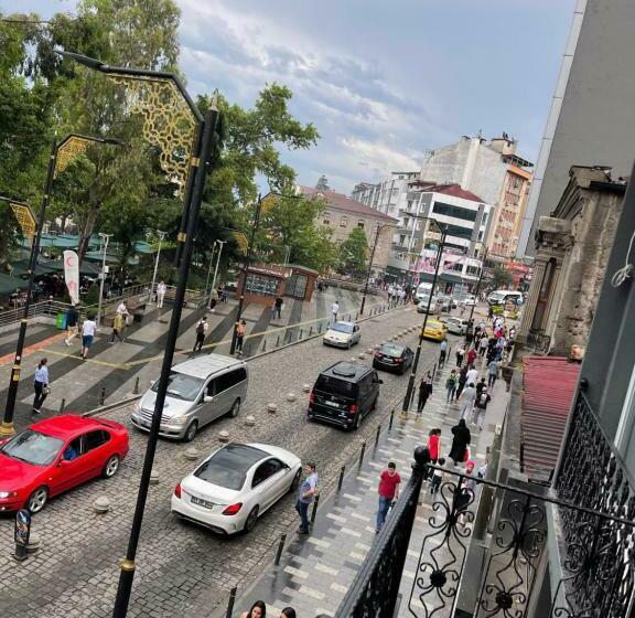 סוויטת 2 חדרי שינה, Bordo Sui̇te