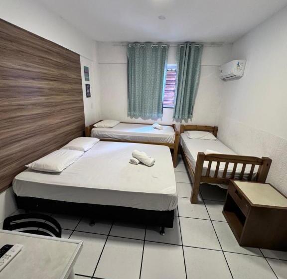 Четырехместный Номер Стандарт, Flamingo Beach Pousada