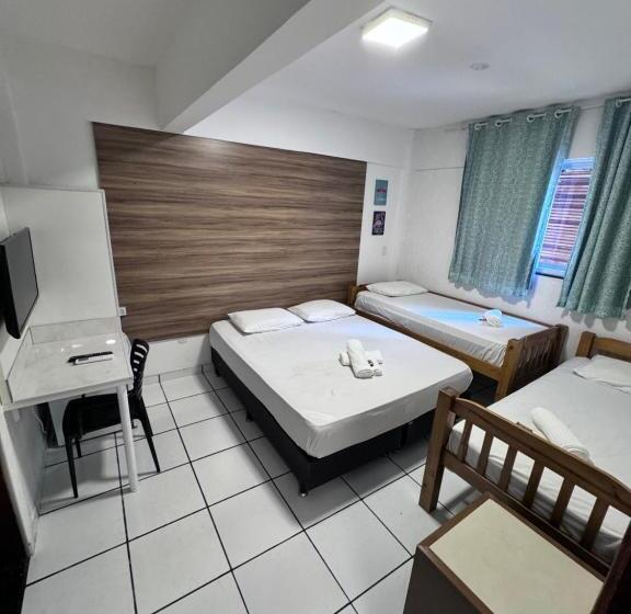 Четырехместный Номер Стандарт, Flamingo Beach Pousada