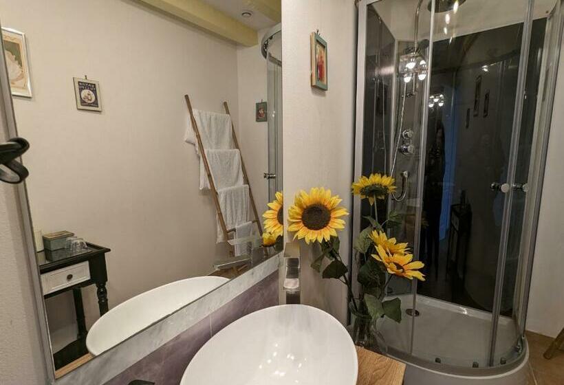 スタンダードルーム, Guestroom Bouges Le Château, 1 Pièce, 2 Personnes   Fr 1 591 518