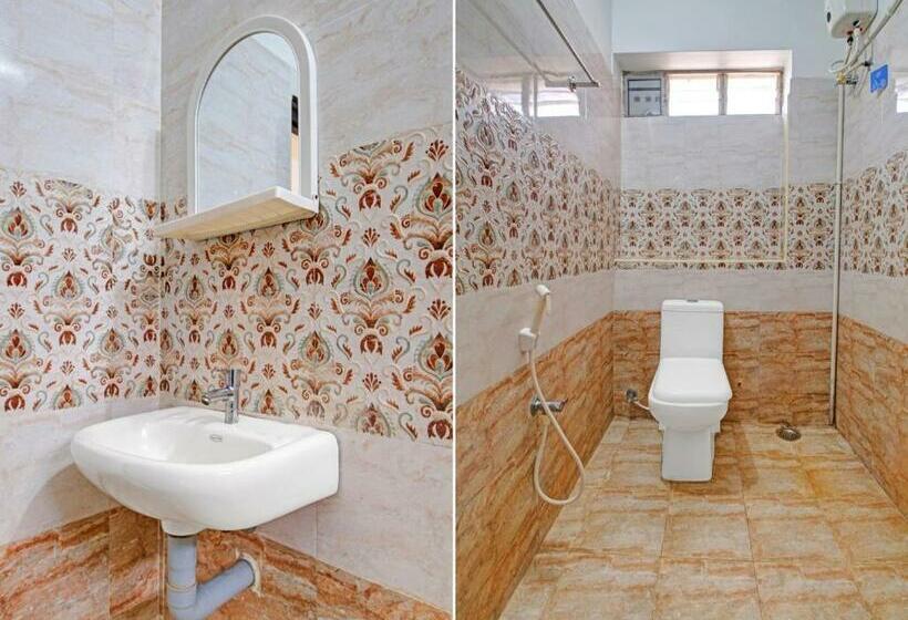 اتاق کلاسیک سه تخته, Oyo Flagship Kk Royal Grand