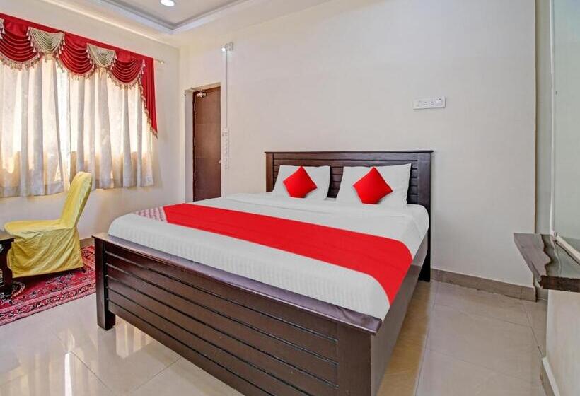 اتاق کلاسیک سه تخته, Oyo Flagship Kk Royal Grand