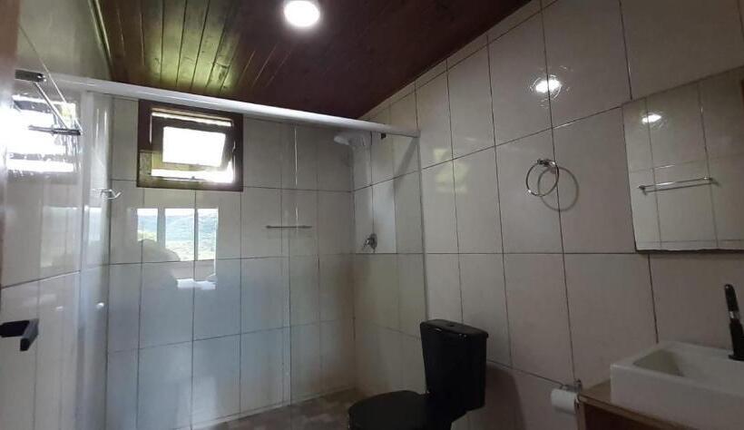 Четырехместный Номер Классик, Refúgio Do Lago