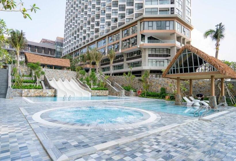 استودیو خانوادگی, Apec Mandala Cham Bay Mũi Né Condotel   Vietnam