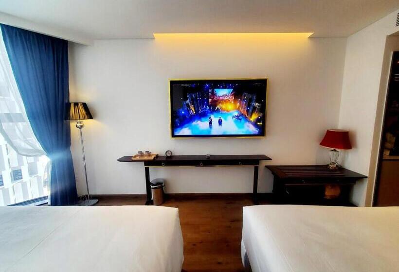 اتاق لوکس خانوادگی, Apec Mandala Cham Bay Mũi Né Condotel   Vietnam