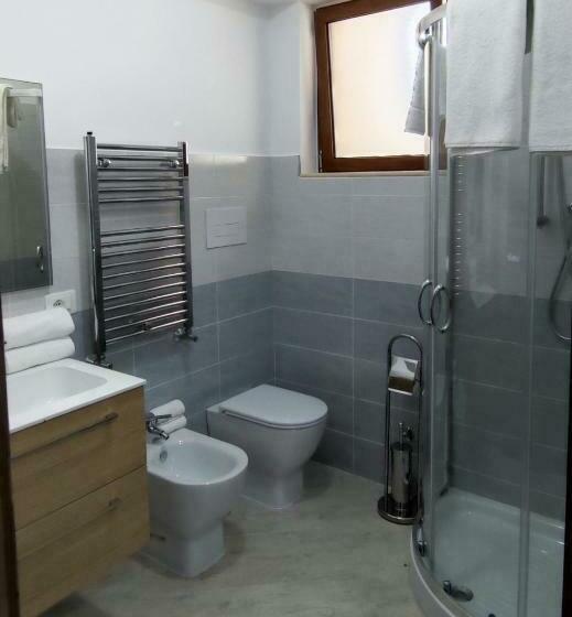 スタンダードルーム, Go Island