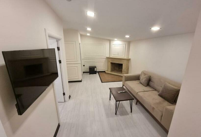 バルコニー付スイート, Elite Park Hotel & Suites