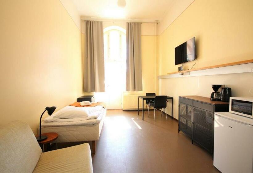 Номер Стандарт Индивидуальный, Forenom Hostel Röykkä