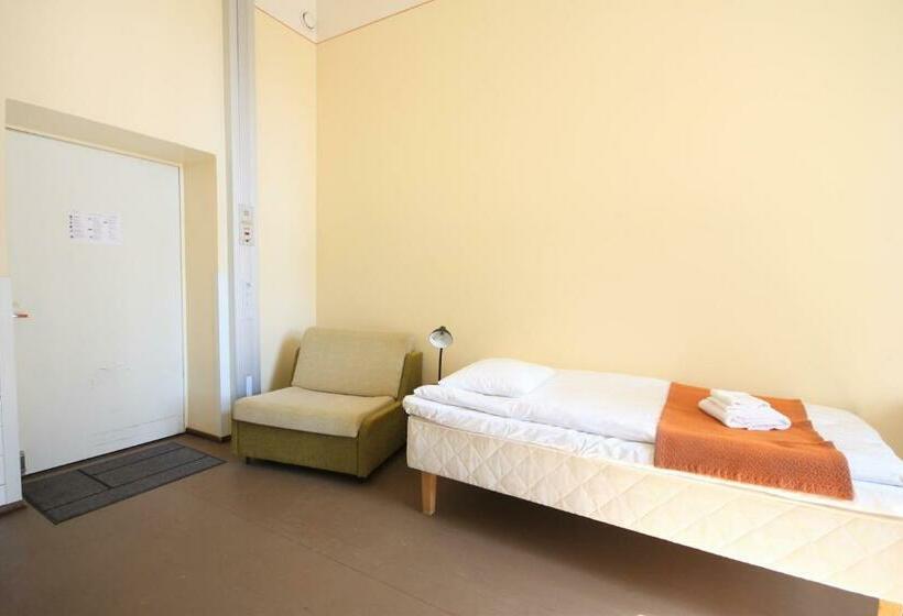 Номер Стандарт Индивидуальный, Forenom Hostel Röykkä