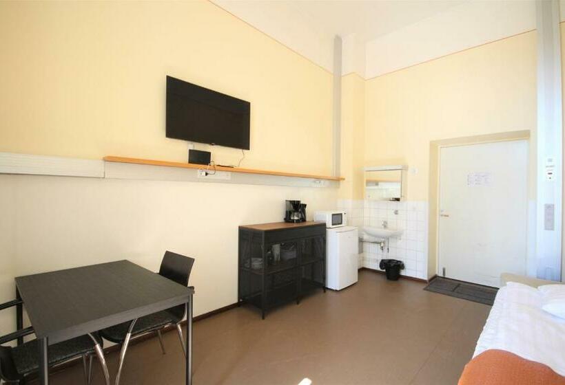 Номер Стандарт Индивидуальный, Forenom Hostel Röykkä