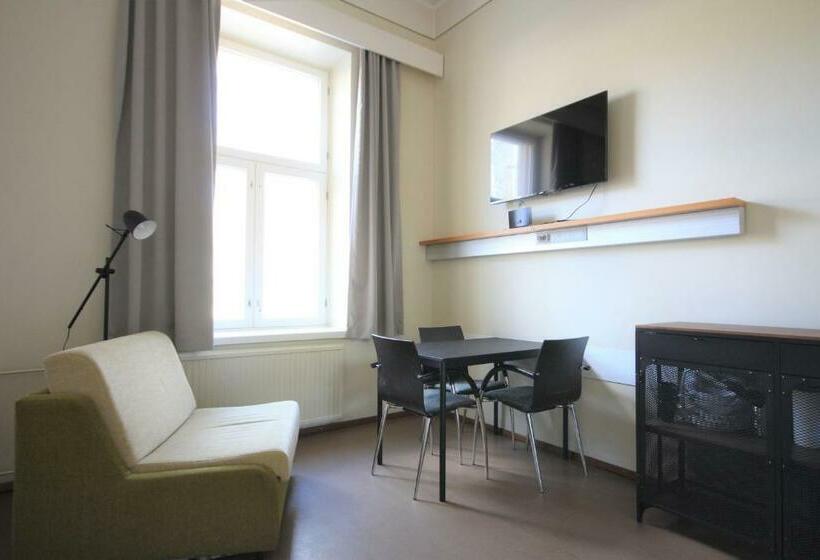Номер Стандарт, Forenom Hostel Röykkä