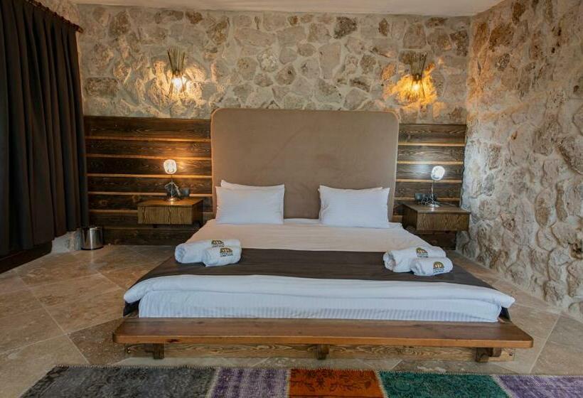 سوییت دوبلکس, Cappadocia Hobbit House