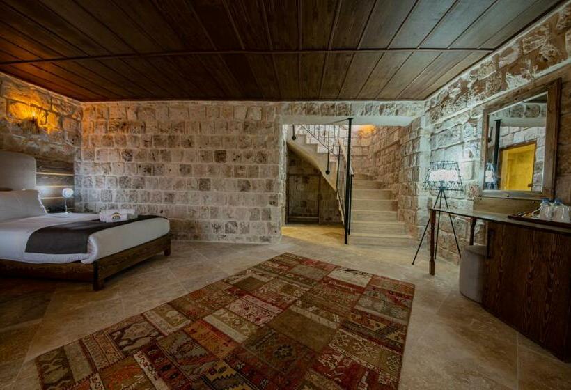 سوییت دوبلکس, Cappadocia Hobbit House