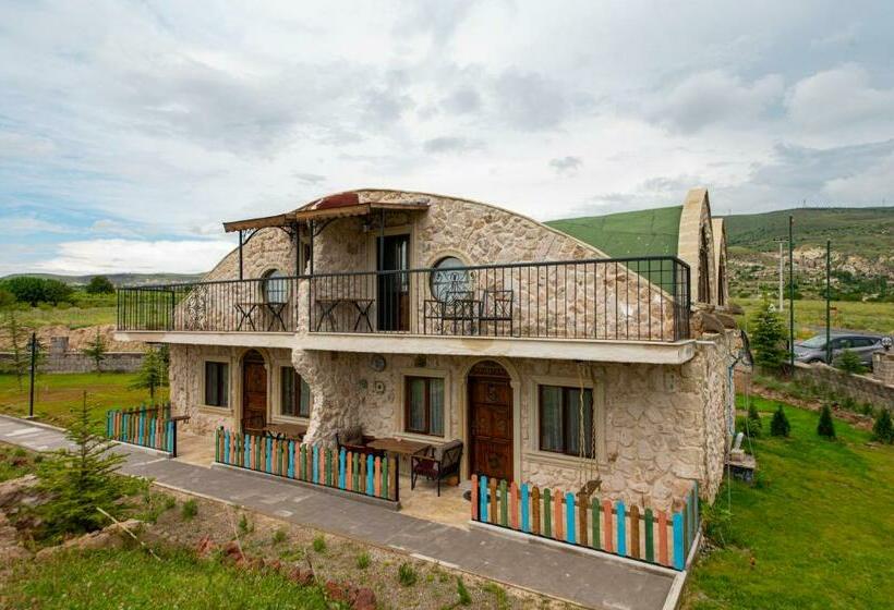 سوییت دوبلکس, Cappadocia Hobbit House