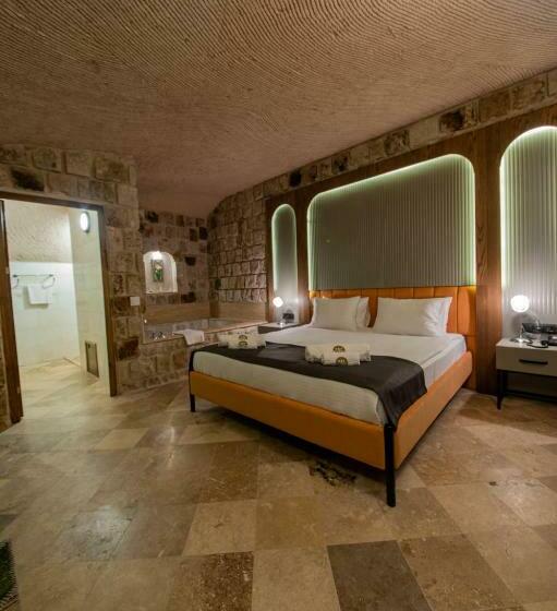 سوییت, Cappadocia Hobbit House