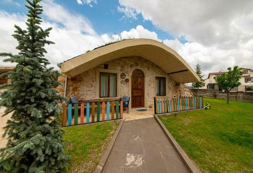 سوییت سوپریور, Cappadocia Hobbit House