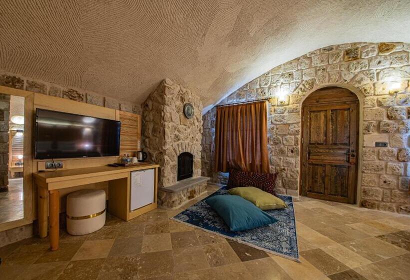 سوییت سوپریور, Cappadocia Hobbit House