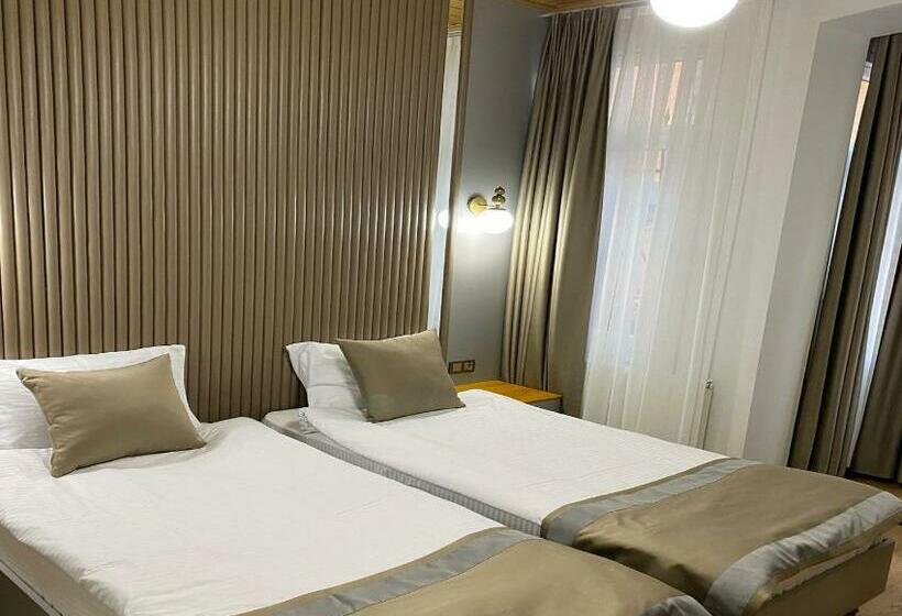 اتاق لوکس, Guldehan