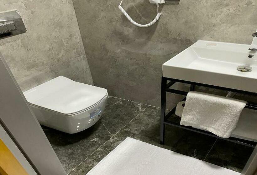 اتاق لوکس, Guldehan