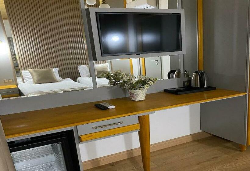 اتاق لوکس با بالکن, Guldehan