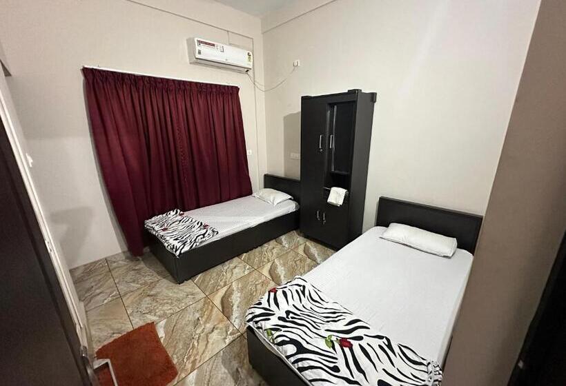 Номер Deluxe, Zahir Residency