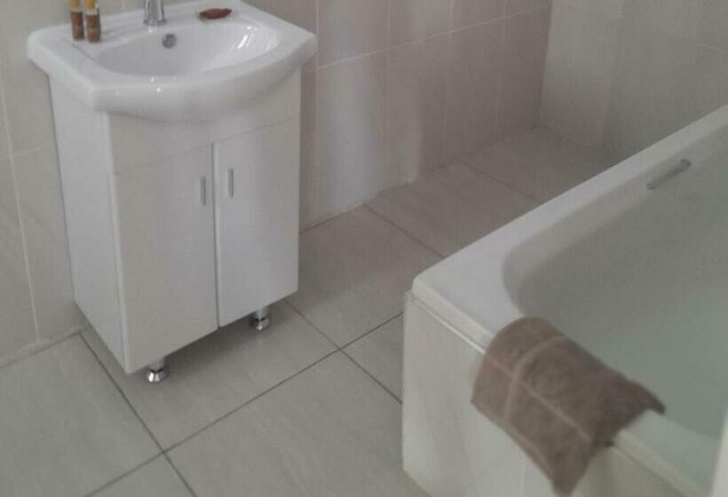 חדר סטנדרט, Luyolo Guest Lodge