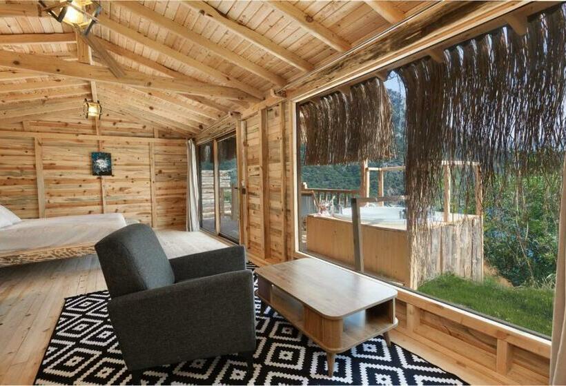 Номер Стандарт Вид на Море с Балконом, Flavia