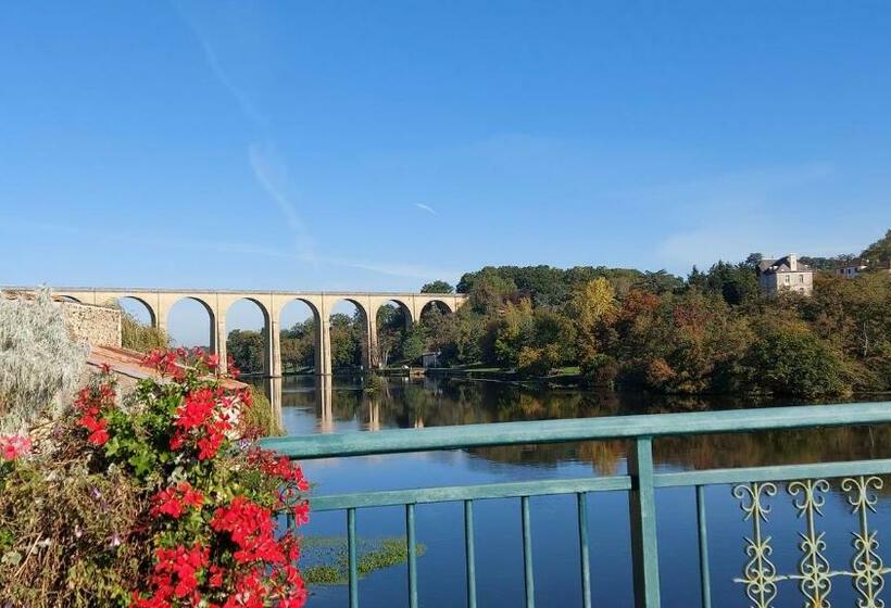 חדר סטנדרט, For Me Formidable