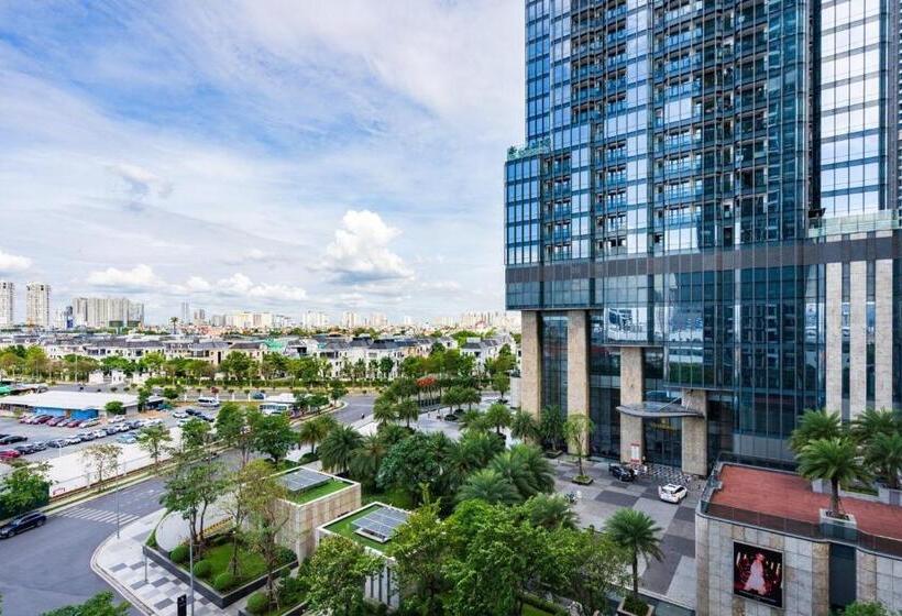 آپارتمان 3 خوابه, Landmark Vinhomes Christine Apartment