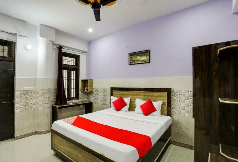 Трехместный Номер Классика, Oyo Flagship 81410 Ap Palace