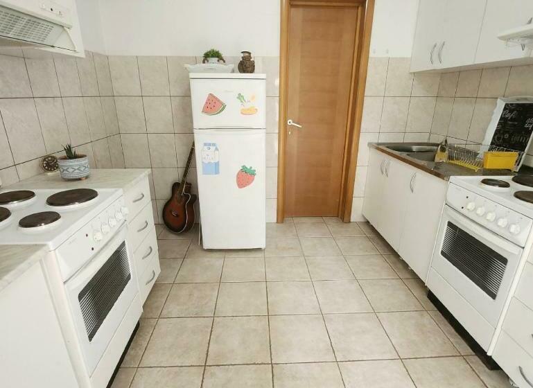 اتاق استاندارد سه تخته با بالکن, Bela Kuća Studio Apartments Na Korak Do Mora A Step To The Sea