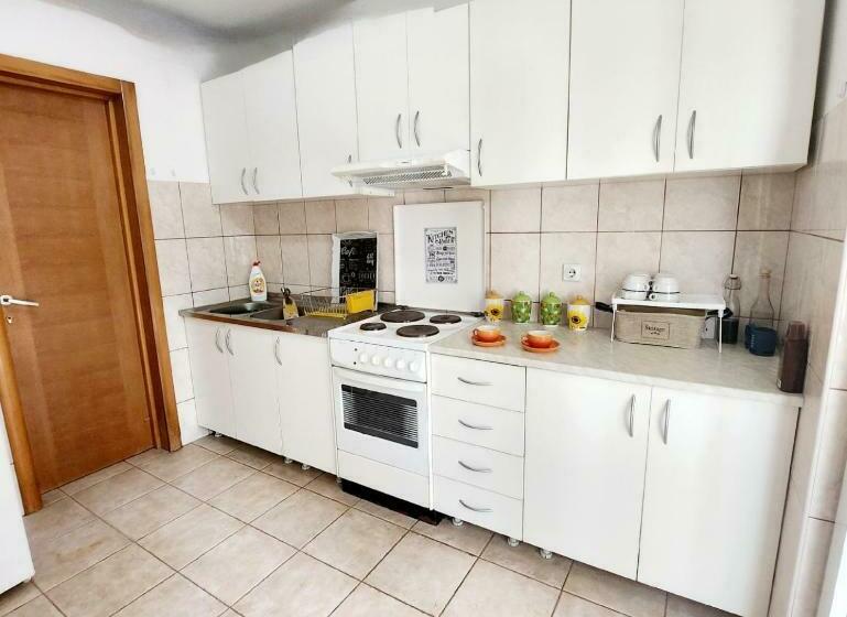 اتاق استاندارد چهار تخته, Bela Kuća Studio Apartments Na Korak Do Mora A Step To The Sea