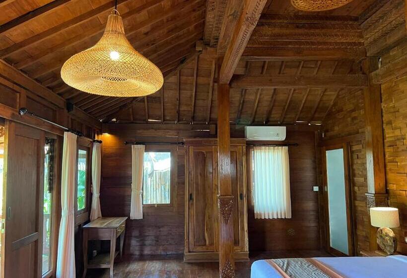 带花园景观和一个卧室的别墅, Virani Villa