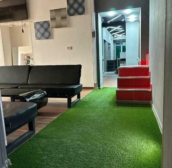 4인용 스탠다드 룸, Dubai Hostel