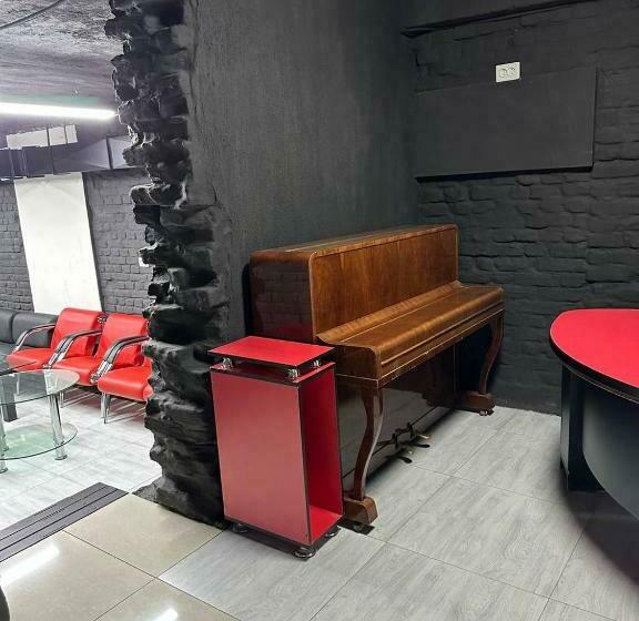 غرفة قياسية رباعية, Dubai Hostel