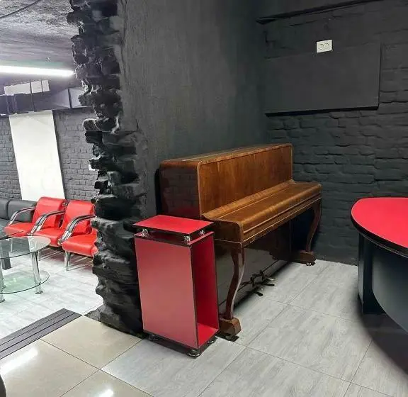 Standard Neljän Hengen Huone, Dubai Hostel