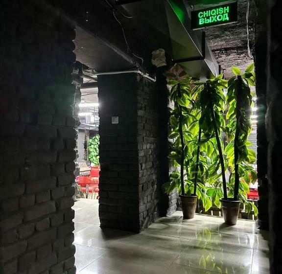 غرفة قياسية رباعية, Dubai Hostel