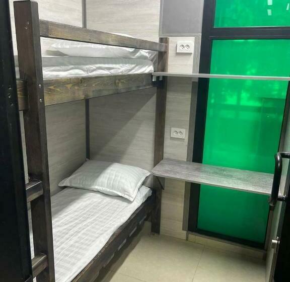 غرفة إقتصادية, Dubai Hostel