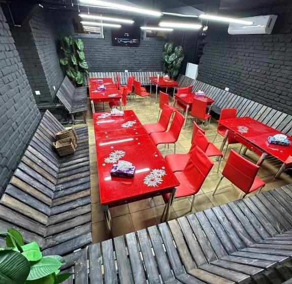 4인용 스탠다드 룸, Dubai Hostel