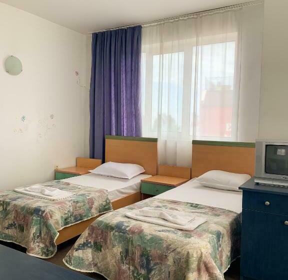 غرفة عائلية ذات إطلالة جانبية على البحر, Mint Family