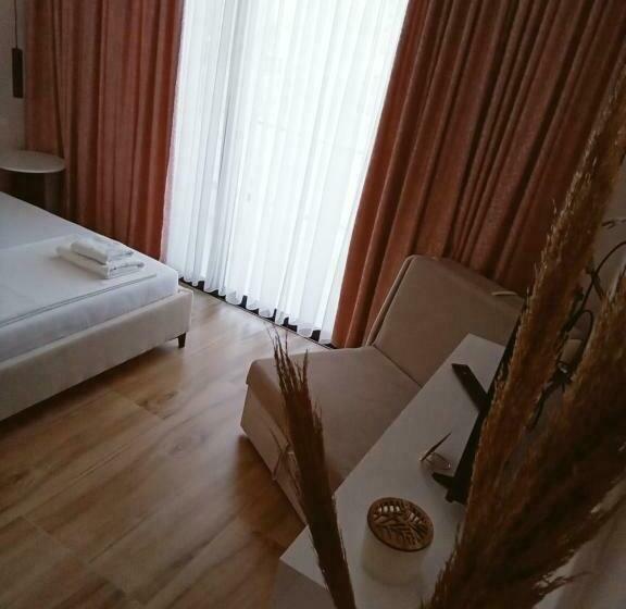Трехместный Номер Deluxe, Villa Tonia