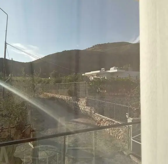 景色の見えるデラックスルーム, Villa Tonia Livadh Himare